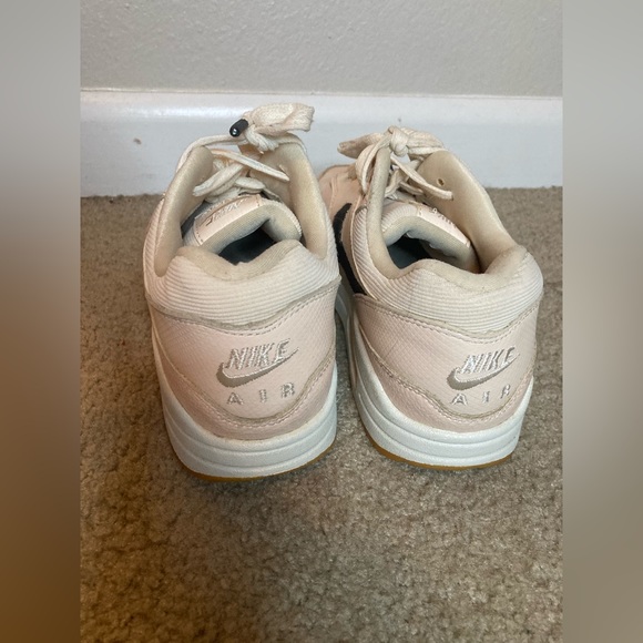Nike Air Max Light Pink Sneakers Size 9 - Picture 9 of 11